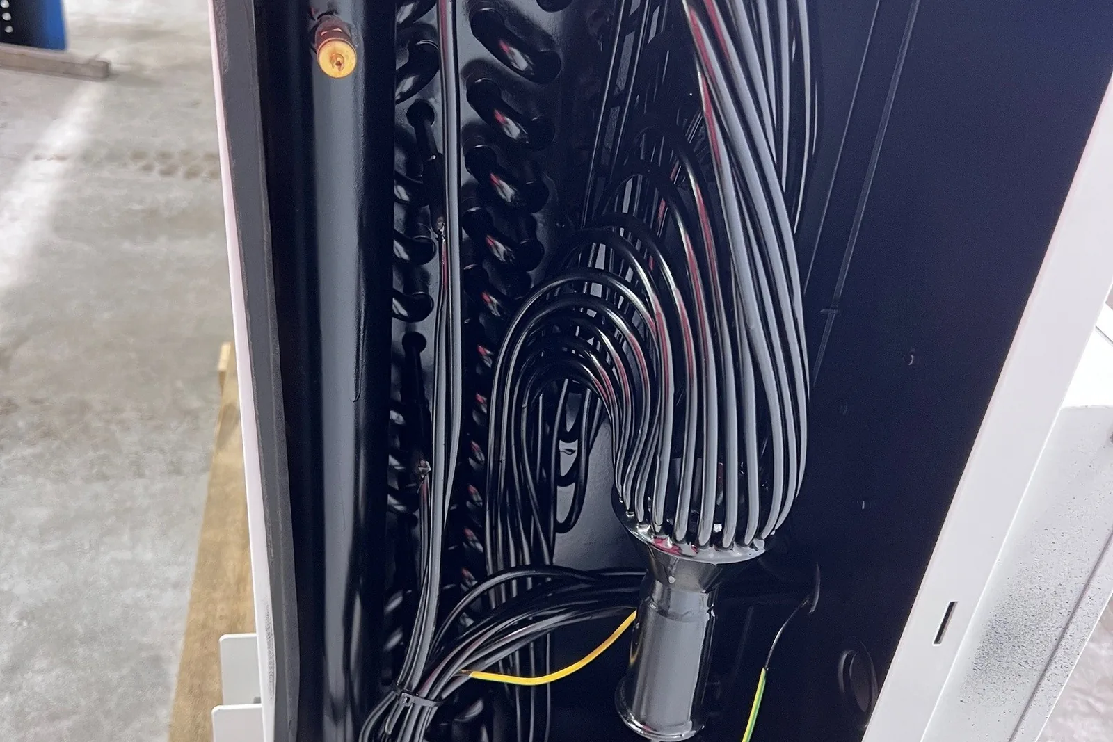Graphonyx authorized HVAC coating application